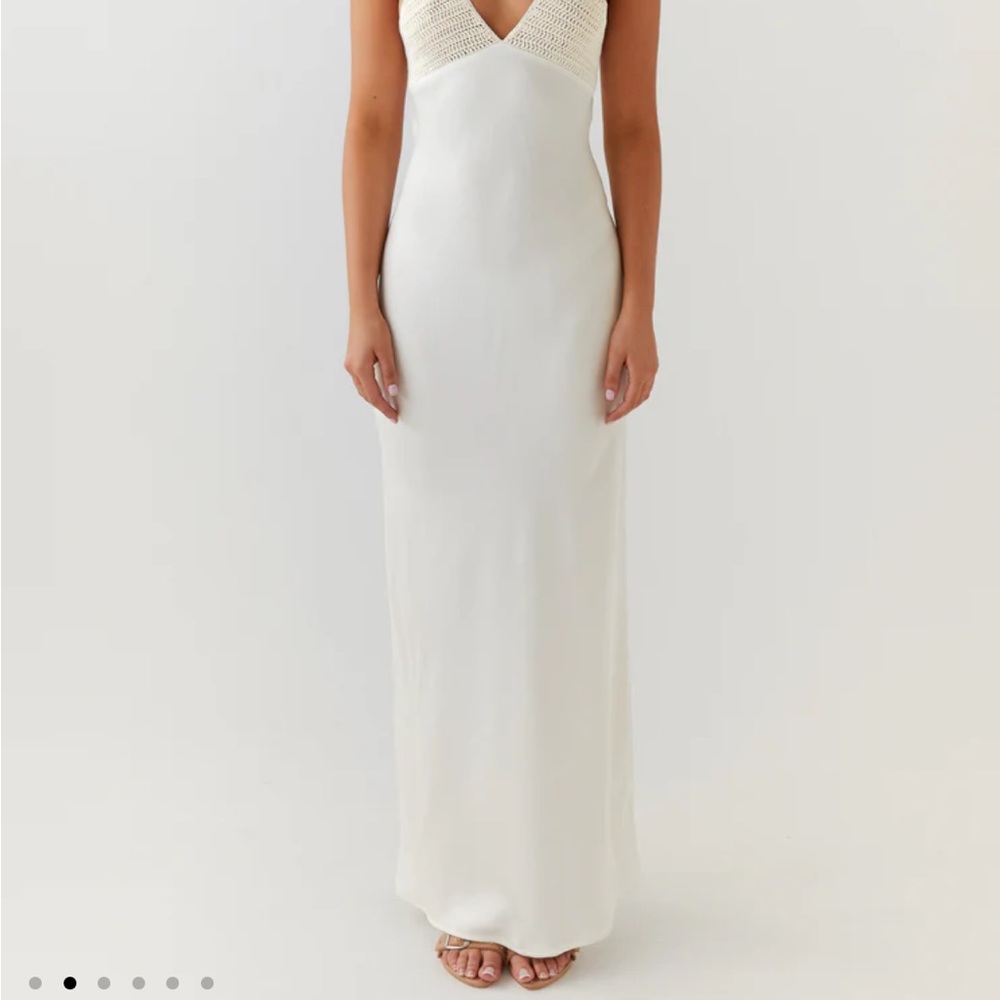 Perfect world satin maxi dress - Picture 3 of 5